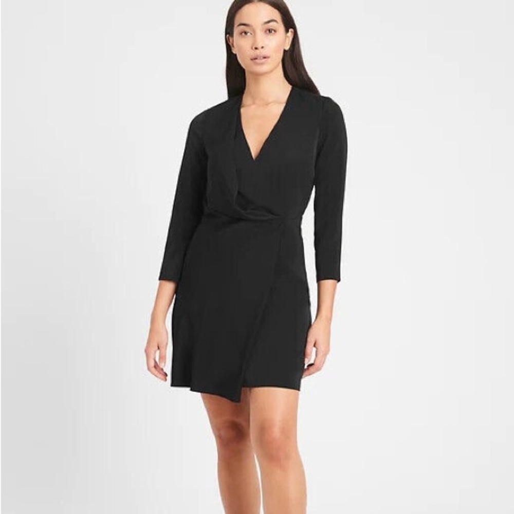 Banana Republic Black Dress NWT US 16